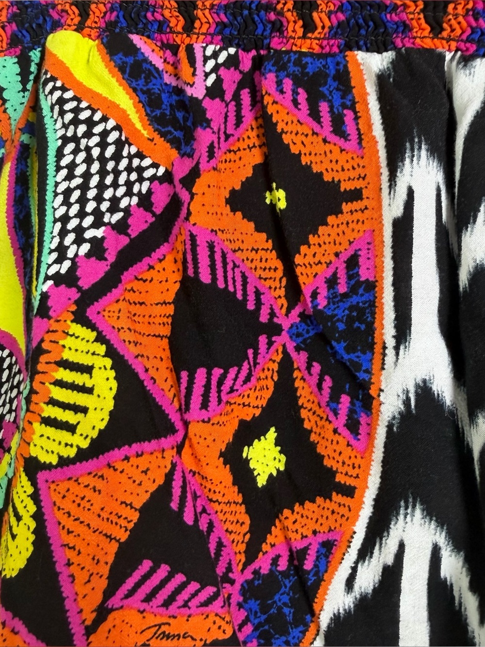 Trina Turk Women’s Sz S Boho Geometric Print Pom Pom Tassel Festival Shorts - Picture 10 of 10